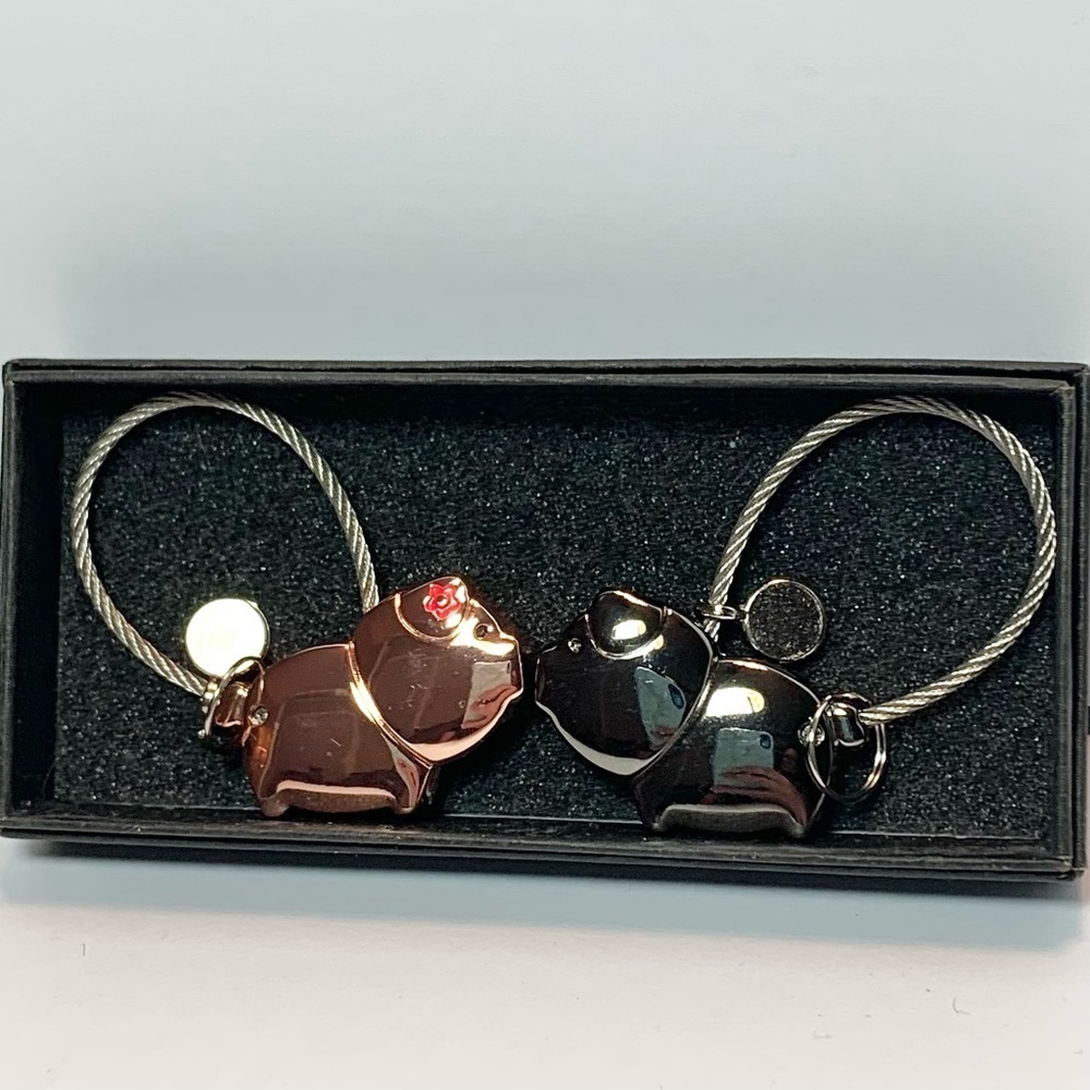 🎒BTS SALE📚 2 Charming Metal Piggies Cord Keychains - Picture 4 of 5